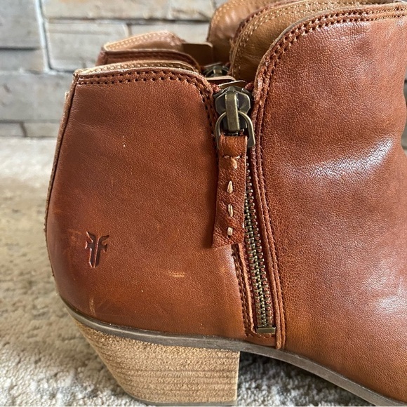 Frye Judith Whisky Brown Cognac Leather Ankle Booties Heeled Boots Dual Zipper:9 - Picture 11 of 13